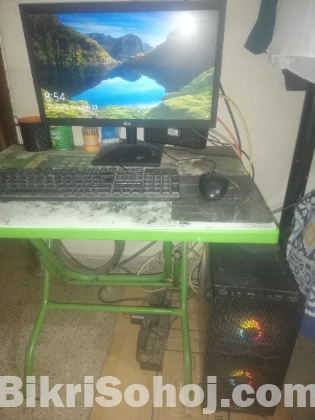 Desktop computer i5 7th gen